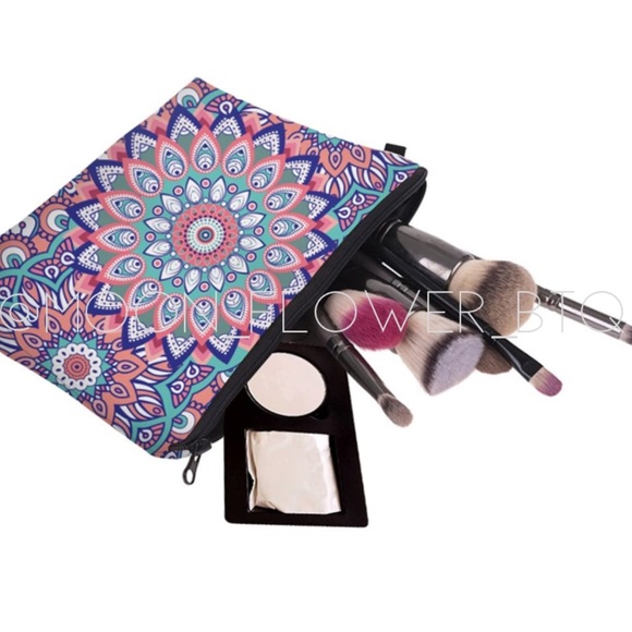 ❤️SOLD❤️ Boho Mandala Makeup Cosmetic Bag Peacock Paradise - Picture 2 of 6